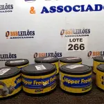 LOTE 266 - 11 - CUBOS DE RODAS DIVERSOS (NO ESTADO, NÃO SABEMOS SE FUNCIONA. LEILÃO NÃO TEM GARANTIA E NEM DEVOLUÇÃO, SUJEITO A POSSÍVEIS AVARIAS VISÍVEIS/OCULTAS E/OU AUSÊNCIA DE COMPONENTES)