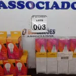 LOTE 003 - 20 LÂMPADAS BULBO LED A60 9W BIVOLT 3000K – ELGIN NOVO. (NO ESTADO) ATENÇÃO! FAZER A VISITAÇÃO ANTES DE ARREMATAR, NÃO SABEMOS SE FUNCIONA. LEILÃO NÃO TEM GARANTIA E NEM DEVOLUÇÃO, SUJEITO A POSSÍVEIS AVARIAS VISÍVEIS/OCULTAS E/OU AUSÊNCIA DE COMPONENTES.