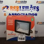 LOTE 164 - 01 REFLETORE DECORLED SUPERLED 220V 200W LUZ BRANCA - DECORLUX NOVO (NO ESTADO) ATENÇÃO! FAZER A VISITAÇÃO ANTES DE ARREMATAR, NÃO SABEMOS SE FUNCIONA. LEILÃO NÃO TEM GARANTIA E NEM DEVOLUÇÃO, SUJEITO A POSSÍVEIS AVARIAS VISÍVEIS/OCULTAS E/OU AUSÊNCIA DE COMPONENTES.