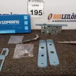 LOTE 195 - 02 FECHADURAS POPLINE ALAVANCA CR SOPRANO (NO ESTADO) ATENÇÃO! FAZER A VISITAÇÃO ANTES DE ARREMATAR, NÃO SABEMOS SE FUNCIONA. LEILÃO NÃO TEM GARANTIA E NEM DEVOLUÇÃO, SUJEITO A POSSÍVEIS AVARIAS VISÍVEIS/OCULTAS E/OU AUSÊNCIA DE COMPONENTES.