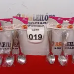 LOTE 019 - 06 KITS DE COLHERES COM 06 PEÇAS CADA. (NO ESTADO) ATENÇÃO! FAZER A VISITAÇÃO ANTES DE ARREMATAR, NÃO SABEMOS SE FUNCIONA. LEILÃO NÃO TEM GARANTIA E NEM DEVOLUÇÃO, SUJEITO A POSSÍVEIS AVARIAS VISÍVEIS/OCULTAS E/OU AUSÊNCIA DE COMPONENTES.