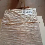LOTE 026 - 01 – 01 ARMÁRIO DE COZINHA AMETISTA, 05 PORTAS E UMA GAVETA MARCA VALDEMÓVEIS COR CINAMONO-OFF WH. (NO ESTADO, NÃO SABEMOS SE FUNCIONA. LEILÃO NÃO TEM GARANTIA E NEM DEVOLUÇÃO, SUJEITO A POSSÍVEIS AVARIAS VISÍVEIS/OCULTAS E/OU