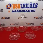 LOTE 057 - 01 TIGELA COM 06 PRATOS DE SOBREMESA E 06 BOLIS DE DESENHO DE FOLHAS. (NO ESTADO) ATENÇÃO! FAZER A VISITAÇÃO ANTES DE ARREMATAR, NÃO SABEMOS SE FUNCIONA. LEILÃO NÃO TEM GARANTIA E NEM DEVOLUÇÃO, SUJEITO A POSSÍVEIS AVARIAS VISÍVEIS/OCULTAS E/OU AUSÊNCIA DE COMPONENTES.
