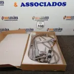 LOTE 108 - TORNEIRA MONOCOMANDO GOURMET. (NO ESTADO) ATENÇÃO! FAZER A VISITAÇÃO ANTES DE ARREMATAR, NÃO SABEMOS SE FUNCIONA. LEILÃO NÃO TEM GARANTIA E NEM DEVOLUÇÃO, SUJEITO A POSSÍVEIS AVARIAS VISÍVEIS/OCULTAS E/OU AUSÊNCIA DE COMPONENTES.