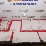 LOTE 051 - 07 GUARDANAPOS TRABALHADOS LINHO. (NO ESTADO) ATENÇÃO! FAZER A VISITAÇÃO ANTES DE ARREMATAR, NÃO SABEMOS SE FUNCIONA. LEILÃO NÃO TEM GARANTIA E NEM DEVOLUÇÃO, SUJEITO A POSSÍVEIS AVARIAS VISÍVEIS/OCULTAS E/OU AUSÊNCIA DE COMPONENTES.