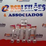 LOTE 028 - 05 KITS DE COLHERES COM 06 PEÇAS CADA. (NO ESTADO) ATENÇÃO! FAZER A VISITAÇÃO ANTES DE ARREMATAR, NÃO SABEMOS SE FUNCIONA. LEILÃO NÃO TEM GARANTIA E NEM DEVOLUÇÃO, SUJEITO A POSSÍVEIS AVARIAS VISÍVEIS/OCULTAS E/OU AUSÊNCIA DE COMPONENTES.