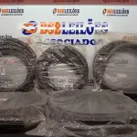 LOTE 304 - 05 - BORRACHAS GUARNIÇÃO AUTOMOTIVA DIVERSAS (NO ESTADO, NÃO SABEMOS SE FUNCIONA. LEILÃO NÃO TEM GARANTIA E NEM DEVOLUÇÃO, SUJEITO A POSSÍVEIS AVARIAS VISÍVEIS/OCULTAS E/OU AUSÊNCIA DE COMPONENTES)