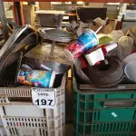 LOTE 197 - 01 LOTE COM UTENSÍLIOS DIVERSOS. (NO ESTADO) ATENÇÃO! FAZER A VISITAÇÃO ANTES DE ARREMATAR, NÃO SABEMOS SE FUNCIONA. LEILÃO NÃO TEM GARANTIA E NEM DEVOLUÇÃO, SUJEITO A POSSÍVEIS AVARIAS VISÍVEIS/OCULTAS E/OU AUSÊNCIA DE COMPONENTES.