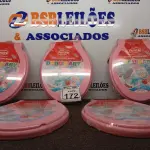 LOTE 172 - 04 ASSENTOS INFANTIL ESP DUDUBABY TALCO ROSA DURIN. (NO ESTADO) ATENÇÃO! FAZER A VISITAÇÃO ANTES DE ARREMATAR, NÃO SABEMOS SE FUNCIONA. LEILÃO NÃO TEM GARANTIA E NEM DEVOLUÇÃO, SUJEITO A POSSÍVEIS AVARIAS VISÍVEIS/OCULTAS E/OU AUSÊNCIA DE COMPONENTES.