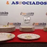 LOTE 071 - 06 PRATOS GRANDES, 06 PRATOS PEQUENOS E 06 PIRES LIMÕES. (NO ESTADO) ATENÇÃO! FAZER A VISITAÇÃO ANTES DE ARREMATAR, NÃO SABEMOS SE FUNCIONA. LEILÃO NÃO TEM GARANTIA E NEM DEVOLUÇÃO, SUJEITO A POSSÍVEIS AVARIAS VISÍVEIS/OCULTAS E/OU AUSÊNCIA DE COMPONENTES.