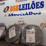LOTE 237 - 03 ROLOS FIXADOR DE MANTA TERMICA P/ TELHADO 20M COBERFOIL. (NO ESTADO) ATENÇÃO! FAZER A VISITAÇÃO ANTES DE ARREMATAR, NÃO SABEMOS SE FUNCIONA. LEILÃO NÃO TEM GARANTIA E NEM DEVOLUÇÃO, SUJEITO A POSSÍVEIS AVARIAS VISÍVEIS/OCULTAS E/OU AUSÊNCIA DE COMPONENTES.