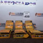 LOTE 406 - 06 CAIXAS DE GRAMPOS 18 GA ¼” NARROW CROWN STAPLES. (NO ESTADO) ATENÇÃO! FAZER A VISITAÇÃO ANTES DE ARREMATAR, NÃO SABEMOS SE FUNCIONA. LEILÃO NÃO TEM GARANTIA E NEM DEVOLUÇÃO, SUJEITO A POSSÍVEIS AVARIAS VISÍVEIS/OCULTAS E/OU AUSÊNCIA DE COMPONENTES.
