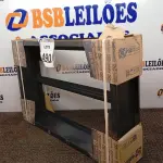 LOTE 490 - 01 JANELA BASCULANTE TRAD 060X040 QUAD REQ12 -HAIALA NOVO. (NO ESTADO) ATENÇÃO! FAZER A VISITAÇÃO ANTES DE ARREMATAR, NÃO SABEMOS SE FUNCIONA. LEILÃO NÃO TEM GARANTIA E NEM DEVOLUÇÃO, SUJEITO A POSSÍVEIS AVARIAS VISÍVEIS/OCULTAS E/OU AUSÊNCIA DE COMPONENTES.