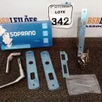 LOTE 342 - 02 FECHADURAS POPLINE ALAVANCA CR SOPRANO (NO ESTADO) ATENÇÃO! FAZER A VISITAÇÃO ANTES DE ARREMATAR, NÃO SABEMOS SE FUNCIONA. LEILÃO NÃO TEM GARANTIA E NEM DEVOLUÇÃO, SUJEITO A POSSÍVEIS AVARIAS VISÍVEIS/OCULTAS E/OU AUSÊNCIA DE COMPONENTES.
