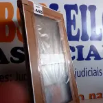 LOTE 448 - 01 JANELA MAXIM-AR PLENNA HORI 098X050 S/G BRANCO HAIALA NOVO. (NO ESTADO) ATENÇÃO! FAZER A VISITAÇÃO ANTES DE ARREMATAR, NÃO SABEMOS SE FUNCIONA. LEILÃO NÃO TEM GARANTIA E NEM DEVOLUÇÃO, SUJEITO A POSSÍVEIS AVARIAS VISÍVEIS/OCULTAS E/OU AUSÊNCIA DE COMPONENTES.