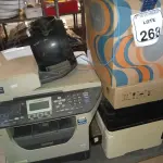 LOTE 268 - 02 IMPRESSORAS SENDO UMA MULTIFUNCIONAL, 03 PROJETORES E 02 APARELHOS CISCO PARA A RETIRADA DE PEÇAS E ELETRÔNICOS DIVERSOS.  (NO ESTADO) ATENÇÃO! FAZER A VISITAÇÃO ANTES DE ARREMATAR, NÃO SABEMOS SE FUNCIONA. LEILÃO NÃO TEM GARANTIA E NEM DEVOLUÇÃO, SUJEITO A POSSÍVEIS AVARIAS VISÍVEIS/OCULTAS E/OU AUSÊNCIA DE COMPONENTES.