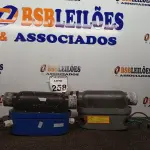 LOTE 258 -  02 AQUECEDORES PARA BANHEIRA. (NO ESTADO) ATENÇÃO! FAZER A VISITAÇÃO ANTES DE ARREMATAR, NÃO SABEMOS SE FUNCIONA. LEILÃO NÃO TEM GARANTIA E NEM DEVOLUÇÃO, SUJEITO A POSSÍVEIS AVARIAS VISÍVEIS/OCULTAS E/OU AUSÊNCIA DE COMPONENTES.