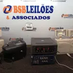 LOTE 366 - 02 LUMINÁRIAS DE EMERGÊNCIAS, 01 DATA VÍDEO, 01 RECEIVER E 01 SUCATA DE RELÓGIO DE PONTO. (NO ESTADO) ATENÇÃO! FAZER A VISITAÇÃO ANTES DE ARREMATAR, NÃO SABEMOS SE FUNCIONA. LEILÃO NÃO TEM GARANTIA E NEM DEVOLUÇÃO, SUJEITO A POSSÍVEIS AVARIAS VISÍVEIS/OCULTAS E/OU AUSÊNCIA DE COMPONENTES.