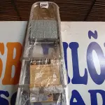 LOTE 285 - 01 ESCADA ALUMINIO 05 DEGRAUS MAESTRO. (NO ESTADO) ATENÇÃO! FAZER A VISITAÇÃO ANTES DE ARREMATAR, NÃO SABEMOS SE FUNCIONA. LEILÃO NÃO TEM GARANTIA E NEM DEVOLUÇÃO, SUJEITO A POSSÍVEIS AVARIAS VISÍVEIS/OCULTAS E/OU AUSÊNCIA DE COMPONENTES.