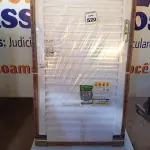 LOTE 520 - 01 PORTA VEN APD BRANCA 085X215 ESQ REQ12 - HAIALA NOVO. (NO ESTADO) ATENÇÃO! FAZER A VISITAÇÃO ANTES DE ARREMATAR, NÃO SABEMOS SE FUNCIONA. LEILÃO NÃO TEM GARANTIA E NEM DEVOLUÇÃO, SUJEITO A POSSÍVEIS AVARIAS VISÍVEIS/OCULTAS E/OU AUSÊNCIA DE COMPONENTES.