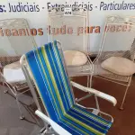 LOTE 474 - 03 CADEIRAS DE FERRO E 01 DOBRÁVEL. (NO ESTADO) ATENÇÃO! FAZER A VISITAÇÃO ANTES DE ARREMATAR, NÃO SABEMOS SE FUNCIONA. LEILÃO NÃO TEM GARANTIA E NEM DEVOLUÇÃO, SUJEITO A POSSÍVEIS AVARIAS VISÍVEIS/OCULTAS E/OU AUSÊNCIA DE COMPONENTES.