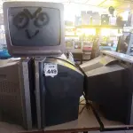 LOTE 449 - 04 TVS DE TUBO MARCAS E MODELOS DIVERSOS. (NO ESTADO) ATENÇÃO! FAZER A VISITAÇÃO ANTES DE ARREMATAR, NÃO SABEMOS SE FUNCIONA. LEILÃO NÃO TEM GARANTIA E NEM DEVOLUÇÃO, SUJEITO A POSSÍVEIS AVARIAS VISÍVEIS/OCULTAS E/OU AUSÊNCIA DE COMPONENTES.