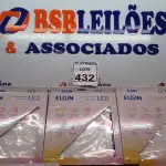 LOTE 432 - 05 LUMINÁRIAS DE LED QUADRADA DE SOBREPOR ELGIN. (NO ESTADO) ATENÇÃO! FAZER A VISITAÇÃO ANTES DE ARREMATAR, NÃO SABEMOS SE FUNCIONA. LEILÃO NÃO TEM GARANTIA E NEM DEVOLUÇÃO, SUJEITO A POSSÍVEIS AVARIAS VISÍVEIS/OCULTAS E/OU AUSÊNCIA DE COMPONENTES.