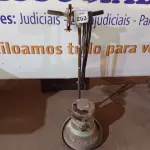 LOTE 253 - 01 ENCERADEIRA INDUSTRIAL MARCA BANDEIRANTE. (NO ESTADO) ATENÇÃO! FAZER A VISITAÇÃO ANTES DE ARREMATAR, NÃO SABEMOS SE FUNCIONA. LEILÃO NÃO TEM GARANTIA E NEM DEVOLUÇÃO, SUJEITO A POSSÍVEIS AVARIAS VISÍVEIS/OCULTAS E/OU AUSÊNCIA DE COMPONENTES.