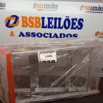 LOTE 238 - 01 BANCO ESCADA DE ALUMÍNIO MARCA BTF. (NO ESTADO) ATENÇÃO! FAZER A VISITAÇÃO ANTES DE ARREMATAR, NÃO SABEMOS SE FUNCIONA. LEILÃO NÃO TEM GARANTIA E NEM DEVOLUÇÃO, SUJEITO A POSSÍVEIS AVARIAS VISÍVEIS/OCULTAS E/OU AUSÊNCIA DE COMPONENTES.