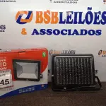 LOTE 345 - 01 REFLETOR DECORLED SUPERLED 220V 150W LUZ BRANCA DECORLUX NOVO (NO ESTADO) ATENÇÃO! FAZER A VISITAÇÃO ANTES DE ARREMATAR, NÃO SABEMOS SE FUNCIONA. LEILÃO NÃO TEM GARANTIA E NEM DEVOLUÇÃO, SUJEITO A POSSÍVEIS AVARIAS VISÍVEIS/OCULTAS E/OU AUSÊNCIA DE COMPONENTES.