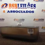 LOTE 298 - 01 CUBA INOX N1 ACO 430 3.1/2 46X30X14 FABRINOX (NO ESTADO) ATENÇÃO! FAZER A VISITAÇÃO ANTES DE ARREMATAR, NÃO SABEMOS SE FUNCIONA. LEILÃO NÃO TEM GARANTIA E NEM DEVOLUÇÃO, SUJEITO A POSSÍVEIS AVARIAS VISÍVEIS/OCULTAS E/OU AUSÊNCIA DE COMPONENTES.