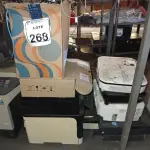 LOTE 268 - 02 IMPRESSORAS SENDO UMA MULTIFUNCIONAL, 03 PROJETORES E 02 APARELHOS CISCO PARA A RETIRADA DE PEÇAS E ELETRÔNICOS DIVERSOS.  (NO ESTADO) ATENÇÃO! FAZER A VISITAÇÃO ANTES DE ARREMATAR, NÃO SABEMOS SE FUNCIONA. LEILÃO NÃO TEM GARANTIA E NEM DEVOLUÇÃO, SUJEITO A POSSÍVEIS AVARIAS VISÍVEIS/OCULTAS E/OU AUSÊNCIA DE COMPONENTES.
