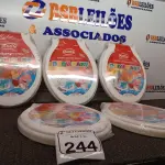 LOTE 244 - 05 ASSENTO INFANTIL ESP DUDUBABY BR DURIN. (NO ESTADO) ATENÇÃO! FAZER A VISITAÇÃO ANTES DE ARREMATAR, NÃO SABEMOS SE FUNCIONA. LEILÃO NÃO TEM GARANTIA E NEM DEVOLUÇÃO, SUJEITO A POSSÍVEIS AVARIAS VISÍVEIS/OCULTAS E/OU AUSÊNCIA DE COMPONENTES.