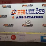 LOTE 538 - 01 TRIPÉ PARA SEGURAR MESA DE PROJEÇÃO. (NO ESTADO) ATENÇÃO! FAZER A VISITAÇÃO ANTES DE ARREMATAR, NÃO SABEMOS SE FUNCIONA. LEILÃO NÃO TEM GARANTIA E NEM DEVOLUÇÃO, SUJEITO A POSSÍVEIS AVARIAS VISÍVEIS/OCULTAS E/OU AUSÊNCIA DE COMPONENTES.