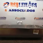 LOTE 343 - 01 CUBA INOX N2 AÇO 430 3.1/2 56X34X14 FABRINO. (NO ESTADO) ATENÇÃO! FAZER A VISITAÇÃO ANTES DE ARREMATAR, NÃO SABEMOS SE FUNCIONA. LEILÃO NÃO TEM GARANTIA E NEM DEVOLUÇÃO, SUJEITO A POSSÍVEIS AVARIAS VISÍVEIS/OCULTAS E/OU AUSÊNCIA DE COMPONENTES.