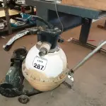 LOTE 287 - 01 BOMBA PARA PISCINA COM FILTRO. (NO ESTADO) ATENÇÃO! FAZER A VISITAÇÃO ANTES DE ARREMATAR, NÃO SABEMOS SE FUNCIONA. LEILÃO NÃO TEM GARANTIA E NEM DEVOLUÇÃO, SUJEITO A POSSÍVEIS AVARIAS VISÍVEIS/OCULTAS E/OU AUSÊNCIA DE COMPONENTES.