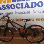 LOTE 374 - 01 BICICLETA VENZON ARO “29” (NO ESTADO) ATENÇÃO! FAZER A VISITAÇÃO ANTES DE ARREMATAR, NÃO SABEMOS SE FUNCIONA. LEILÃO NÃO TEM GARANTIA E NEM DEVOLUÇÃO, SUJEITO A POSSÍVEIS AVARIAS VISÍVEIS/OCULTAS E/OU AUSÊNCIA DE COMPONENTES.