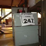 LOTE 247 - 02 CAPACITORES. (NO ESTADO) ATENÇÃO! FAZER A VISITAÇÃO ANTES DE ARREMATAR, NÃO SABEMOS SE FUNCIONA. LEILÃO NÃO TEM GARANTIA E NEM DEVOLUÇÃO, SUJEITO A POSSÍVEIS AVARIAS VISÍVEIS/OCULTAS E/OU AUSÊNCIA DE COMPONENTES.