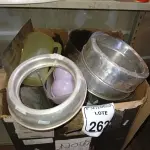 LOTE 262 - 01 LOTE COM UTENSÍLIOS DIVERSOS. (NO ESTADO) ATENÇÃO! FAZER A VISITAÇÃO ANTES DE ARREMATAR, NÃO SABEMOS SE FUNCIONA. LEILÃO NÃO TEM GARANTIA E NEM DEVOLUÇÃO, SUJEITO A POSSÍVEIS AVARIAS VISÍVEIS/OCULTAS E/OU AUSÊNCIA DE COMPONENTES.