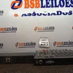 LOTE 291 - 01 MESA DE SOM MS602 UX PARA A RETIRADA DE PEÇAS E 01 RECEPTOR DE ÁUDIO PARA MICROFONES U-PHORIA UMC404HD. (NO ESTADO) ATENÇÃO! FAZER A VISITAÇÃO ANTES DE ARREMATAR, NÃO SABEMOS SE FUNCIONA. LEILÃO NÃO TEM GARANTIA E NEM DEVOLUÇÃO, SUJEITO A POSSÍVEIS AVARIAS VISÍVEIS/OCULTAS E/OU AUSÊNCIA DE COMPONENTES.
