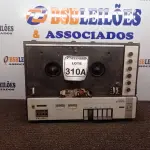 LOTE 310 - 01 GRAVADOR DE ROLO PHILIPS 4408 BIVOLT. (NO ESTADO) ATENÇÃO! FAZER A VISITAÇÃO ANTES DE ARREMATAR, NÃO SABEMOS SE FUNCIONA. LEILÃO NÃO TEM GARANTIA E NEM DEVOLUÇÃO, SUJEITO A POSSÍVEIS AVARIAS VISÍVEIS/OCULTAS E/OU AUSÊNCIA DE COMPONENTES.