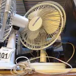 LOTE 101 - 01 LOTE COM DIVERSOS VENTILADORES MARCAS E MODELOS DIVERSOS. (NO ESTADO) ATENÇÃO! FAZER A VISITAÇÃO ANTES DE ARREMATAR, NÃO SABEMOS SE FUNCIONA. LEILÃO NÃO TEM GARANTIA E NEM DEVOLUÇÃO, SUJEITO A POSSÍVEIS AVARIAS VISÍVEIS/OCULTAS E/OU AUSÊNCIA DE COMPONENTES.