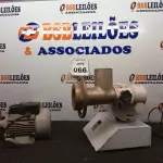 LOTE 066 - 01 BOMBA D´ÁGUA ELÉTRICA E 01 MOEDOR DE CARNE COM AVARIAS. (NO ESTADO) ATENÇÃO! FAZER A VISITAÇÃO ANTES DE ARREMATAR, NÃO SABEMOS SE FUNCIONA. LEILÃO NÃO TEM GARANTIA E NEM DEVOLUÇÃO, SUJEITO A POSSÍVEIS AVARIAS VISÍVEIS/OCULTAS E/OU AUSÊNCIA DE COMPONENTES.
