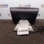LOTE 250 - 01 MONITOR MARCA ELO TOUCH. (NO ESTADO) ATENÇÃO! FAZER A VISITAÇÃO ANTES DE ARREMATAR, NÃO SABEMOS SE FUNCIONA. LEILÃO NÃO TEM GARANTIA E NEM DEVOLUÇÃO, SUJEITO A POSSÍVEIS AVARIAS VISÍVEIS/OCULTAS E/OU AUSÊNCIA DE COMPONENTES.