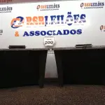 LOTE 200 - 02 BALDES DE PINTURA 15L CADA. (NO ESTADO) ATENÇÃO! FAZER A VISITAÇÃO ANTES DE ARREMATAR, NÃO SABEMOS SE FUNCIONA. LEILÃO NÃO TEM GARANTIA E NEM DEVOLUÇÃO, SUJEITO A POSSÍVEIS AVARIAS VISÍVEIS/OCULTAS E/OU AUSÊNCIA DE COMPONENTES.