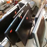 LOTE 213 - 01 LOTE COM DIVERSOS MONITORES MARCAS E MODELOS DIVERSOS C/AVARIAS. (NO ESTADO) ATENÇÃO! FAZER A VISITAÇÃO ANTES DE ARREMATAR, NÃO SABEMOS SE FUNCIONA. LEILÃO NÃO TEM GARANTIA E NEM DEVOLUÇÃO, SUJEITO A POSSÍVEIS AVARIAS VISÍVEIS/OCULTAS E/OU AUSÊNCIA DE COMPONENTES.
