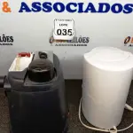 LOTE 035 - 02 CAFETEIRAS ELÉTRICAS. (NO ESTADO) ATENÇÃO! FAZER A VISITAÇÃO ANTES DE ARREMATAR, NÃO SABEMOS SE FUNCIONA. LEILÃO NÃO TEM GARANTIA E NEM DEVOLUÇÃO, SUJEITO A POSSÍVEIS AVARIAS VISÍVEIS/OCULTAS E/OU AUSÊNCIA DE COMPONENTES.
