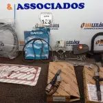 LOTE 163 - 01 LOTE COM DIVERSAS PEÇAS VEICULARES. (NO ESTADO) ATENÇÃO! FAZER A VISITAÇÃO ANTES DE ARREMATAR, NÃO SABEMOS SE FUNCIONA. LEILÃO NÃO TEM GARANTIA E NEM DEVOLUÇÃO, SUJEITO A POSSÍVEIS AVARIAS VISÍVEIS/OCULTAS E/OU AUSÊNCIA DE COMPONENTES.