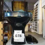 LOTE 078 - 01 VASO SANITÁRIO DECA COM CAIXA ACOPLADA NA COR PRETA. (NO ESTADO) ATENÇÃO! FAZER A VISITAÇÃO ANTES DE ARREMATAR, NÃO SABEMOS SE FUNCIONA. LEILÃO NÃO TEM GARANTIA E NEM DEVOLUÇÃO, SUJEITO A POSSÍVEIS AVARIAS VISÍVEIS/OCULTAS E/OU AUSÊNCIA DE COMPONENTES.