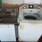 LOTE 576 - 01 MÁQUINA DE LAVAR 15KG MARCA GE E 01 FOGÃO A GÁS 05 BOCAS INCOMPLETO. (NO ESTADO) ATENÇÃO! FAZER A VISITAÇÃO ANTES DE ARREMATAR, NÃO SABEMOS SE FUNCIONA. LEILÃO NÃO TEM GARANTIA E NEM DEVOLUÇÃO, SUJEITO A POSSÍVEIS AVARIAS VISÍVEIS/OCULTAS E/OU AUSÊNCIA DE COMPONENTES.